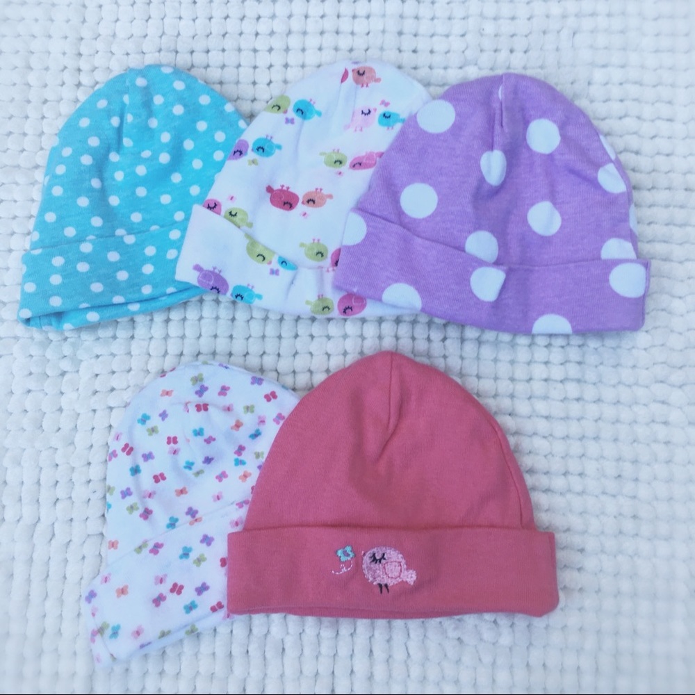EUC 5-Pack Newborn Hats by Gerber